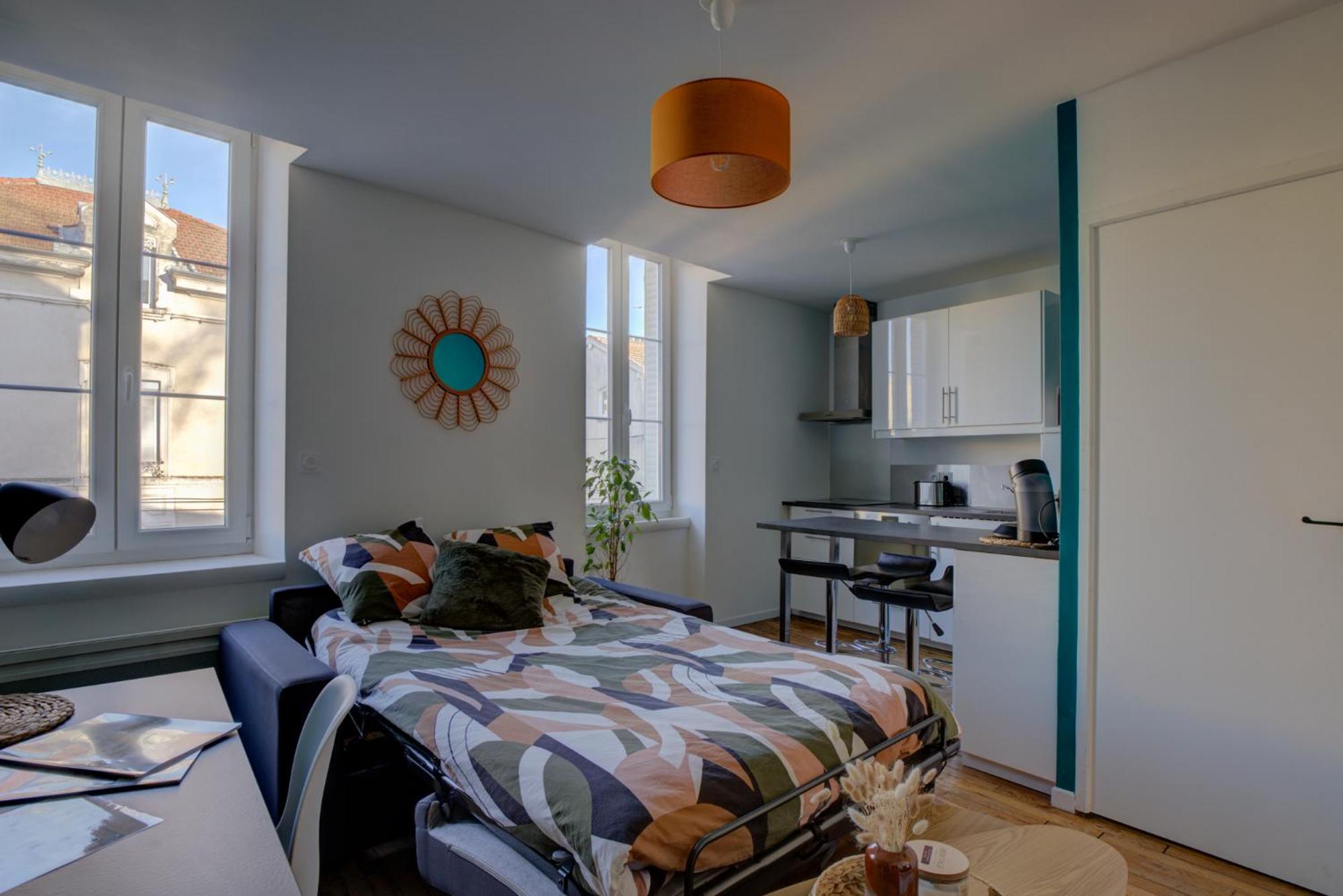 Апартаменты Le Tournassin-Balcon-Stationnement Gratuit Бург-ан-Бресс Экстерьер фото